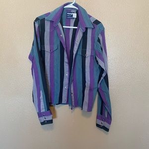 Wrangler pearl snap fits women medium cropped